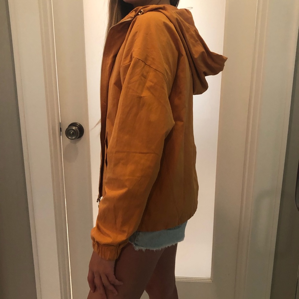 yellow forever 21 windbreaker - Picture 3 of 3